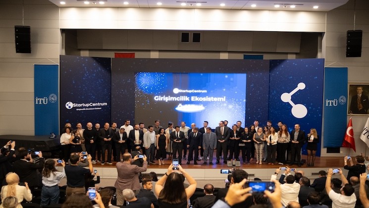 StartupCentrum Girişimcilik Ekosistemi Ödülleri sahiplerini buldu