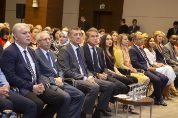 NEVSU Vakfının Desteğiyle Hayata Geçirilen "Eğitimde İnovasyon İçin Tasarım Odaklı Düşünme" Programının Lansmanı Yapıldı