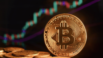 Kripto ekosistemi Warren’ın yasa tasarısını konuşuyor