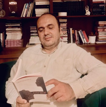 Hakan Güzeldere’nin yeni kitabı “Aşka Uzak” raflardaki yerini aldı