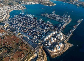 Dünyanın en büyük 15 liman operatöründen biri olan Yılport Holding,  dijital dönüşüm sürecinde itelligence Türkiye’yi seçti.