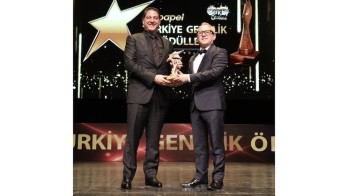 Papel’e Türkiye Gençlik Ödülleri’nde ‘Gençlik Prestij Ödülü’