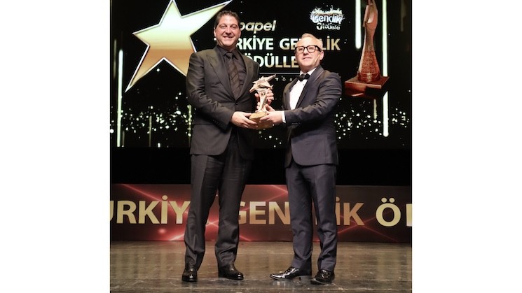 Papel’e Türkiye Gençlik Ödülleri’nde ‘Gençlik Prestij Ödülü’