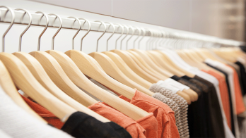 Hızlı moda akımı rafa kalkıyor, yerini sürdürülebilir kıyafetler alıyor